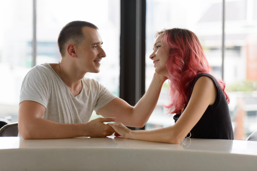Interogații afective: cum să îți dai seama dacă te iubește cu adevărat
